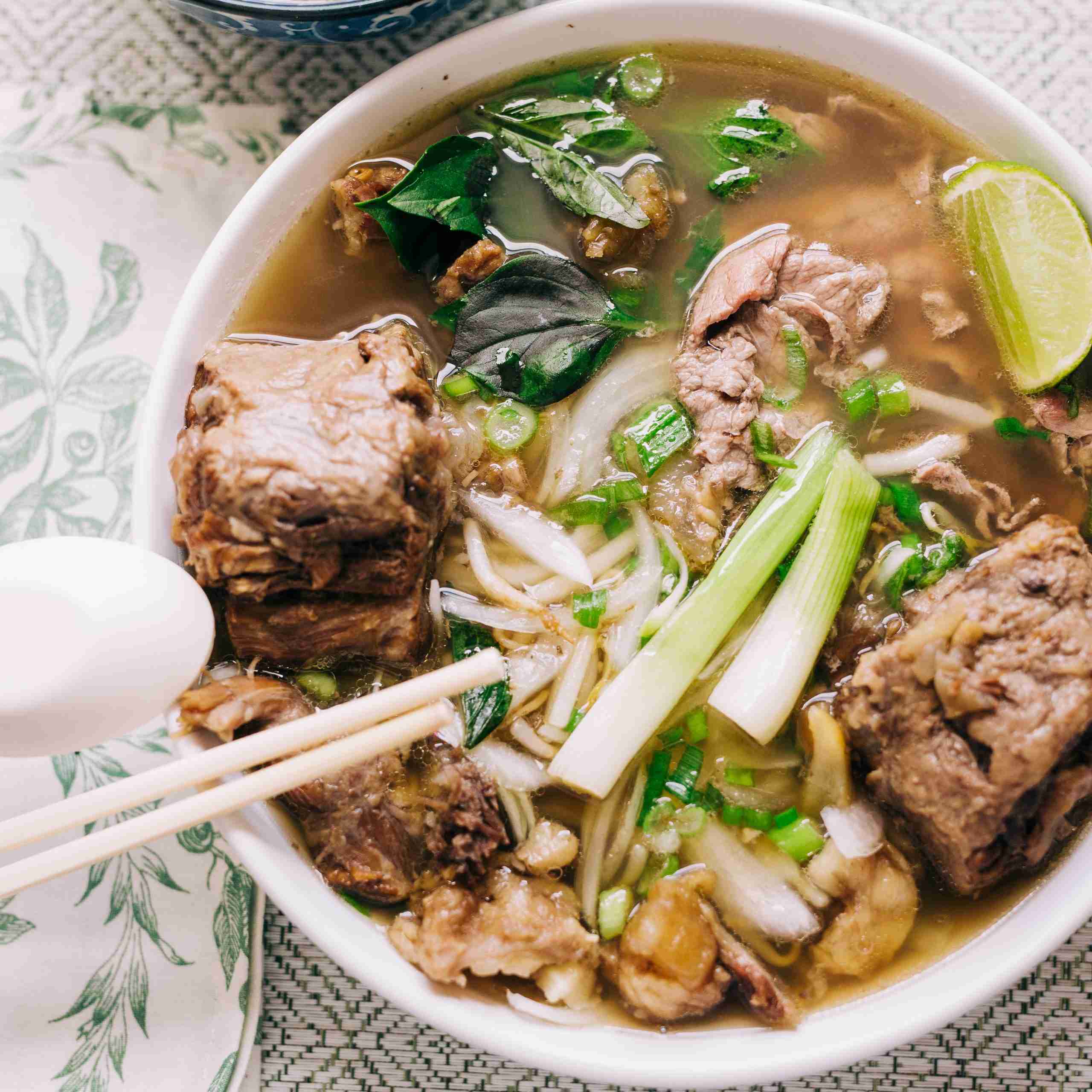 vietnamese,beef,noodle,soup,(pho,bo,,or,beef,pho),with