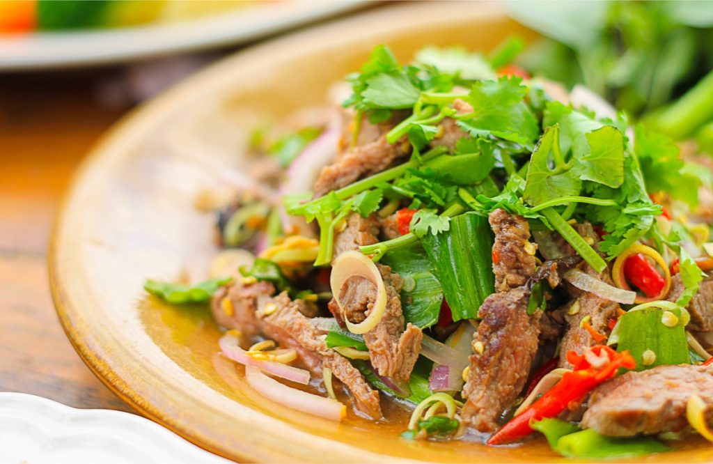 thai beef salad 127943315 web