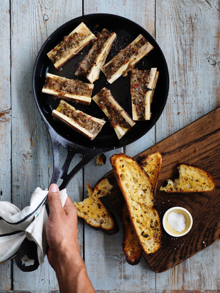 bd roasted and baked roasted bone marrow with garlic, shallots, rosemary, thyme & sourdough 4252